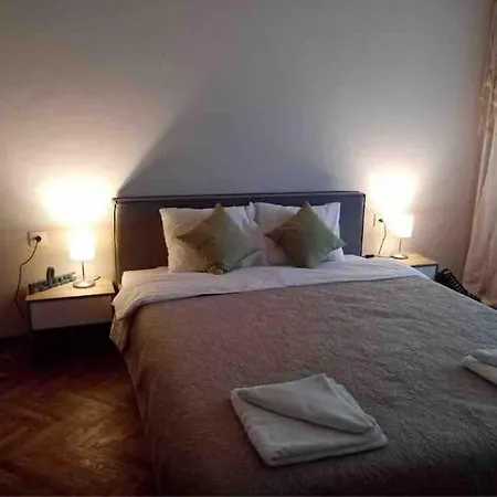 Apartment Specious Modern *